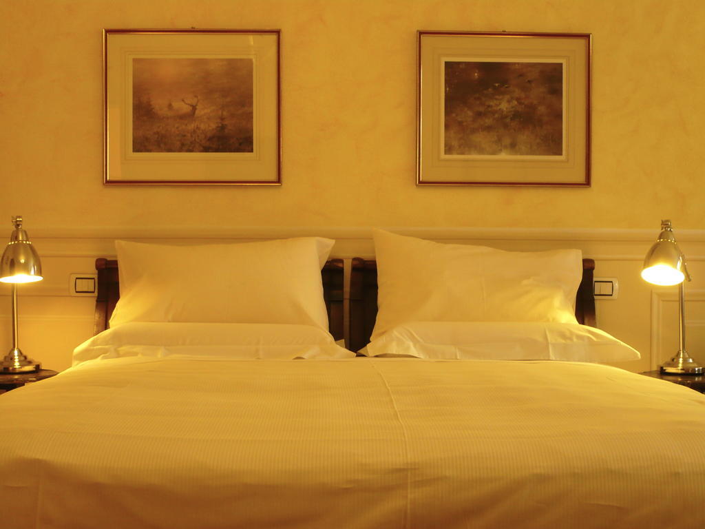 Relais Vimercati Crema Bilik gambar
